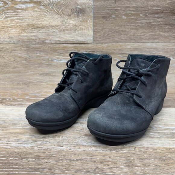 Dansko Lucille Black Nubuck Ankle Boot Women's Size EU 37 - Picture 1 of 7